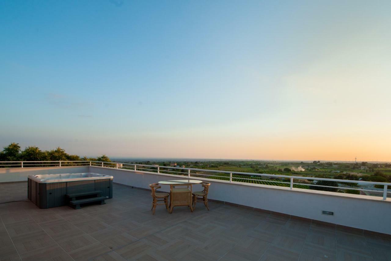 La Terrazza Di Harmakhis Ξενοδοχείο Partanna Εξωτερικό φωτογραφία